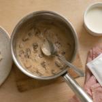comment epaissir une creme : crème aux champignons brillante en cours